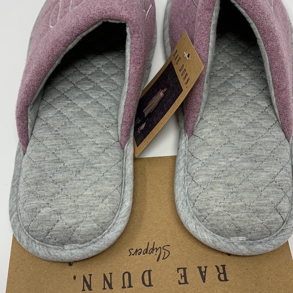 NWT Rae Dunn ‘BLESSED’ Slippers - Picture 6 of 6